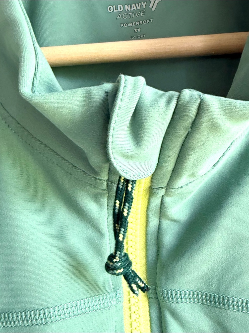 Old Navy Womens Top English Ivy Green PowerSoft 1/2-Zip Sleeveless Crop Size 3X - Picture 8 of 10